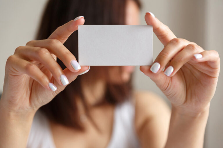 Jakie formaty i rozmiary wizytówek są najczęściej wybierane?